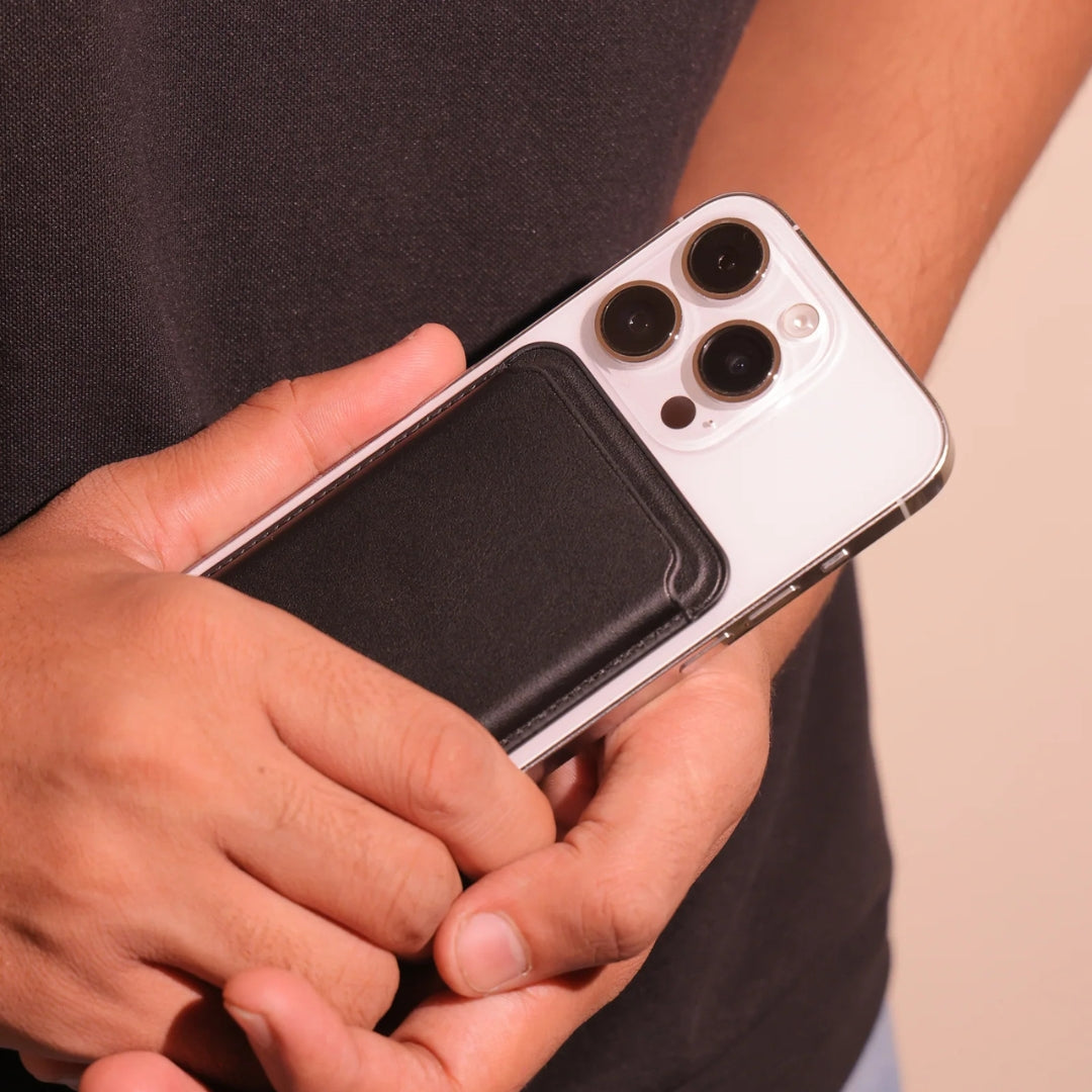 The secure magsafe leather wallet