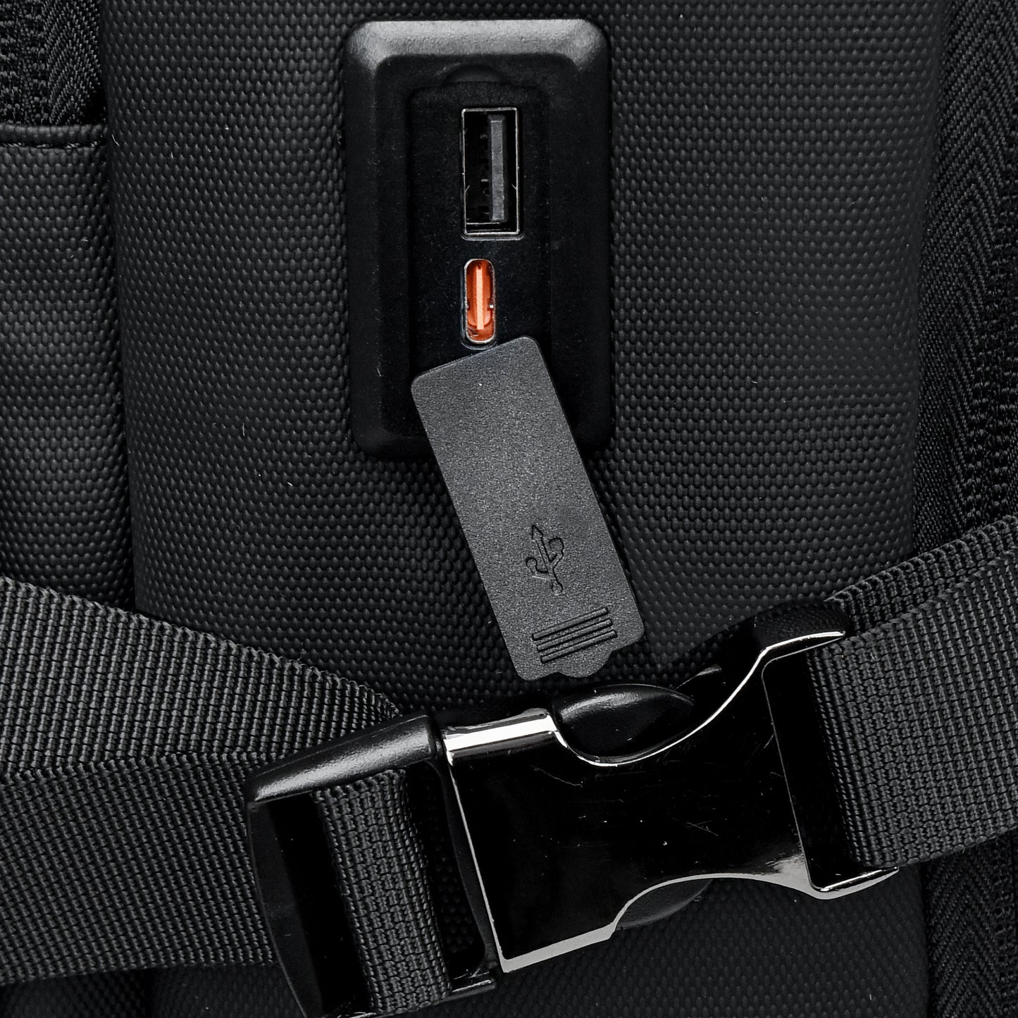 Urban Nomad Backpack (55L)