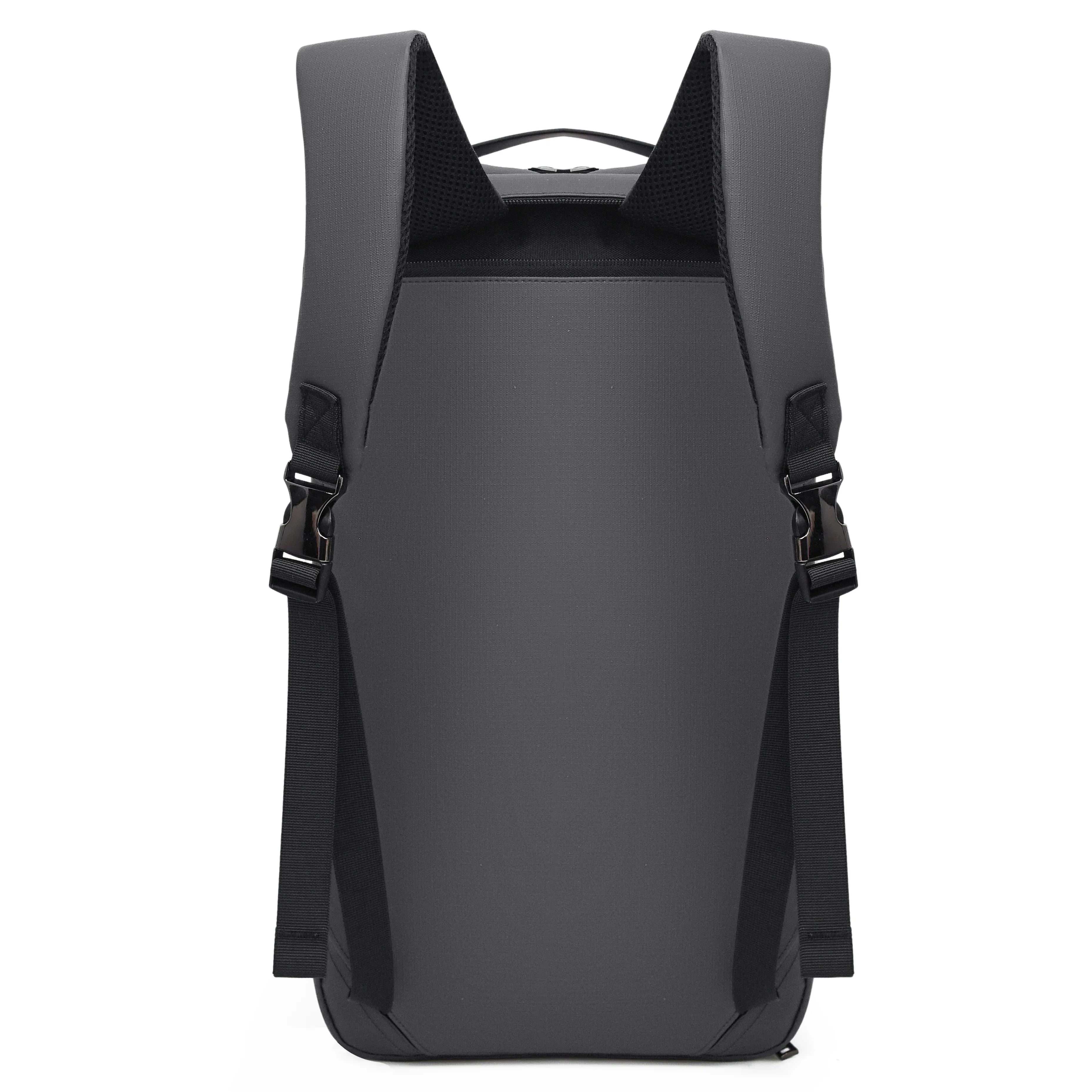 The Stud 3-in-1 Multifunctional Backpack - Ristoss